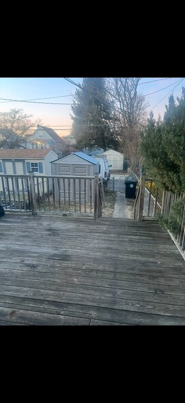 Building Photo - 220 Colgate Ave