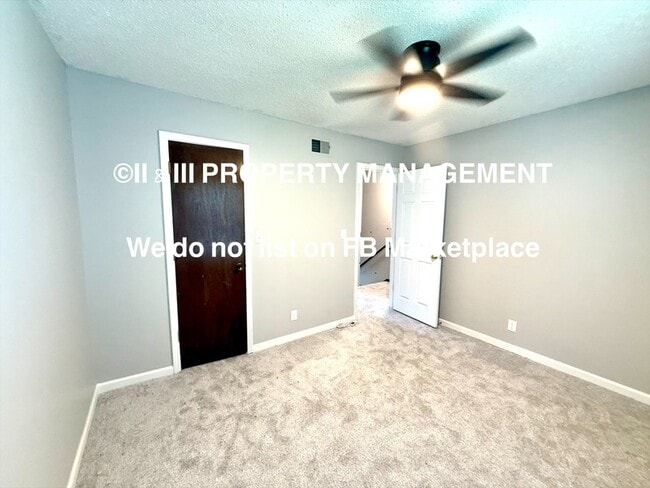 Building Photo - 138 E Nelson Cir