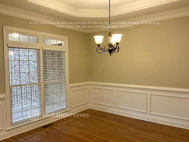 Building Photo - 2807 Great Falls Crossing