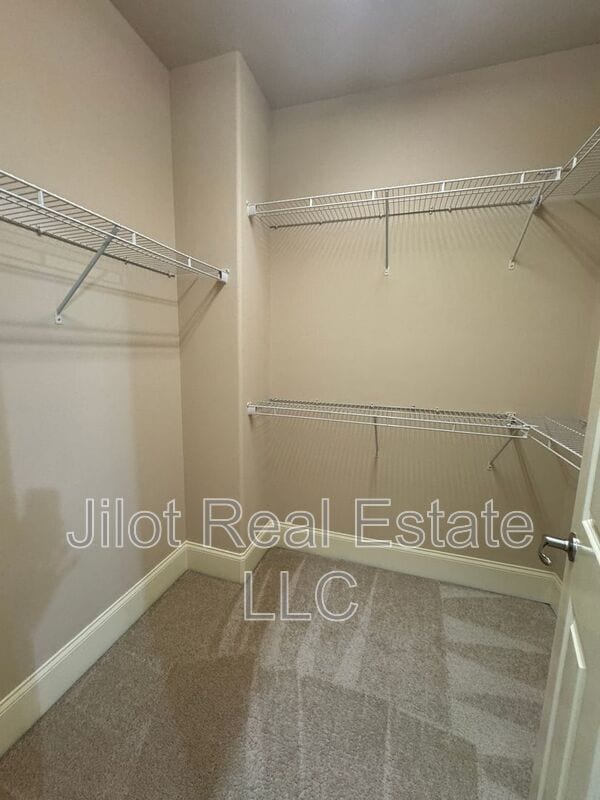 Building Photo - 3134 Chestnut Woods Dr