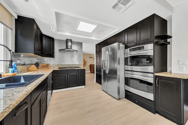 Building Photo - 8004 Caymus Dr