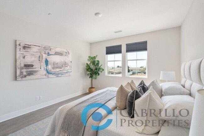 Building Photo - 1670 Neptune Ave