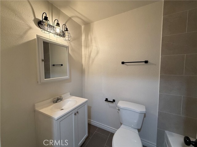 Building Photo - 1386 W 8th St