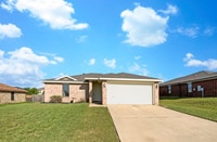 Building Photo - 1113 Marlee Cir