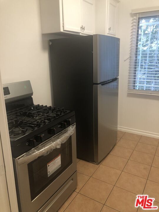 Building Photo - 8360 Blackburn Ave