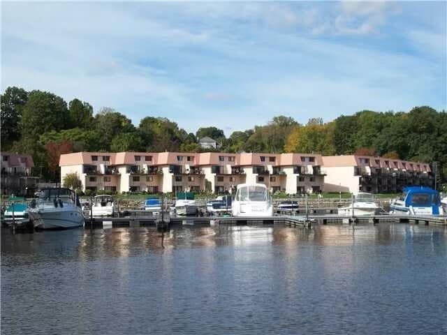 Building Photo - 265 Bay Village Dr