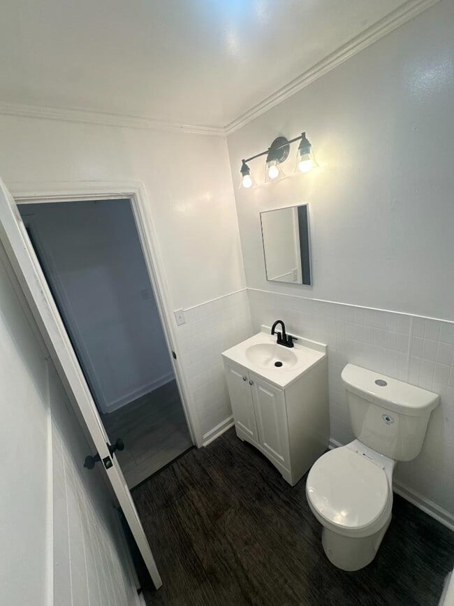 Building Photo - 138 Busha St