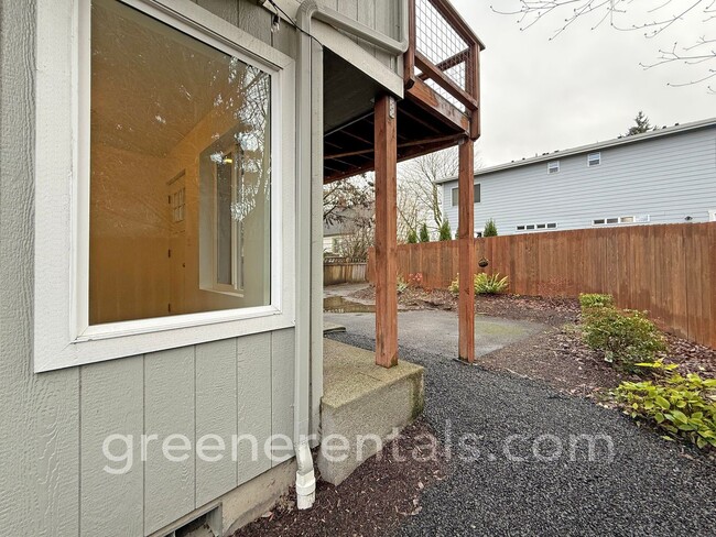 Building Photo - 1944 Olympia Ave NE