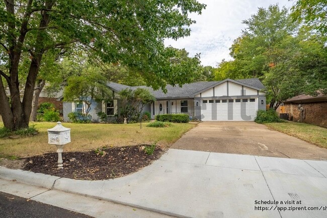 Primary Photo - 6829 Shadydale Dr