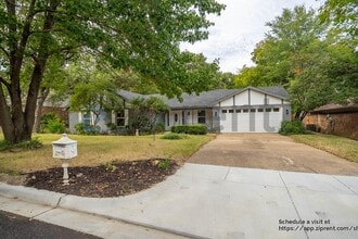 Building Photo - 6829 Shadydale Dr