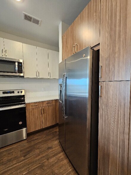 Building Photo - 700 Craighead St