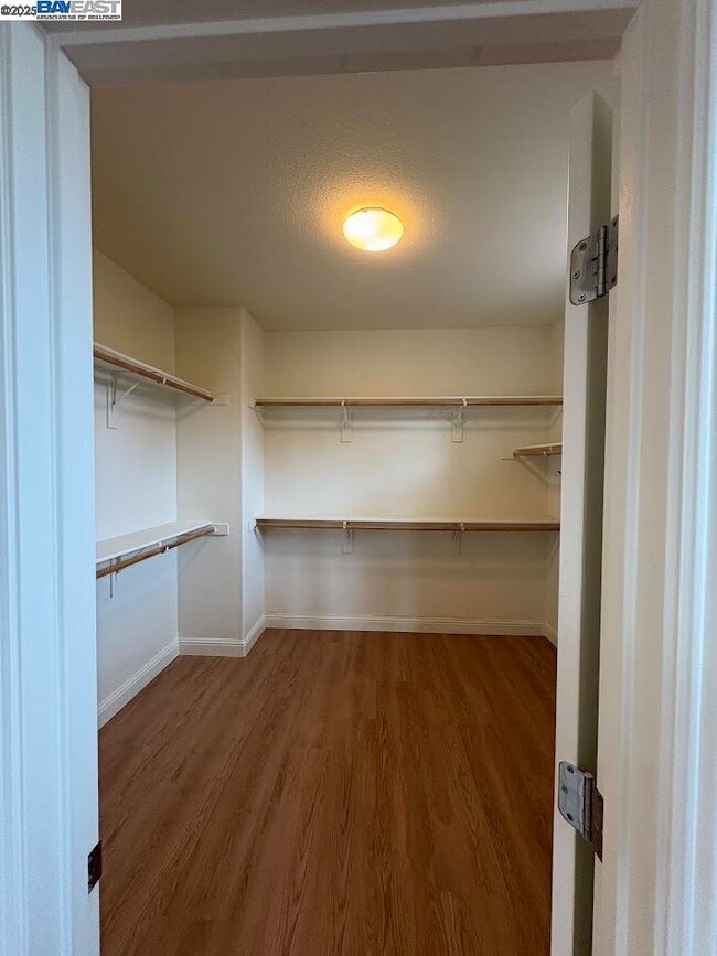 Building Photo - 192 S Tranquilidad St