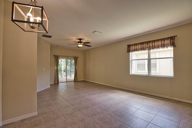 Building Photo - Annual Unfurnished 3 Bed 2 Bath Single Family Home in Stoneybrook of Venice!