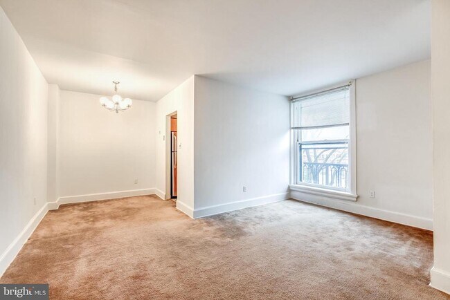 Building Photo - 3060 16th St NW