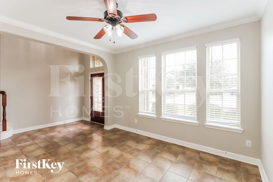 Building Photo - 9743 Stratton Ridge Dr