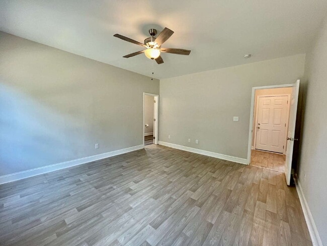 Building Photo - 3 Bed, 2 Bath Nest In Parkton