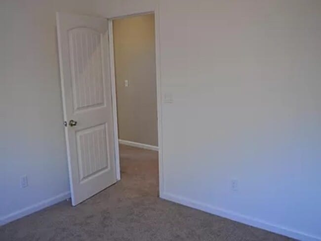 Building Photo - 4450 Lacy Ln