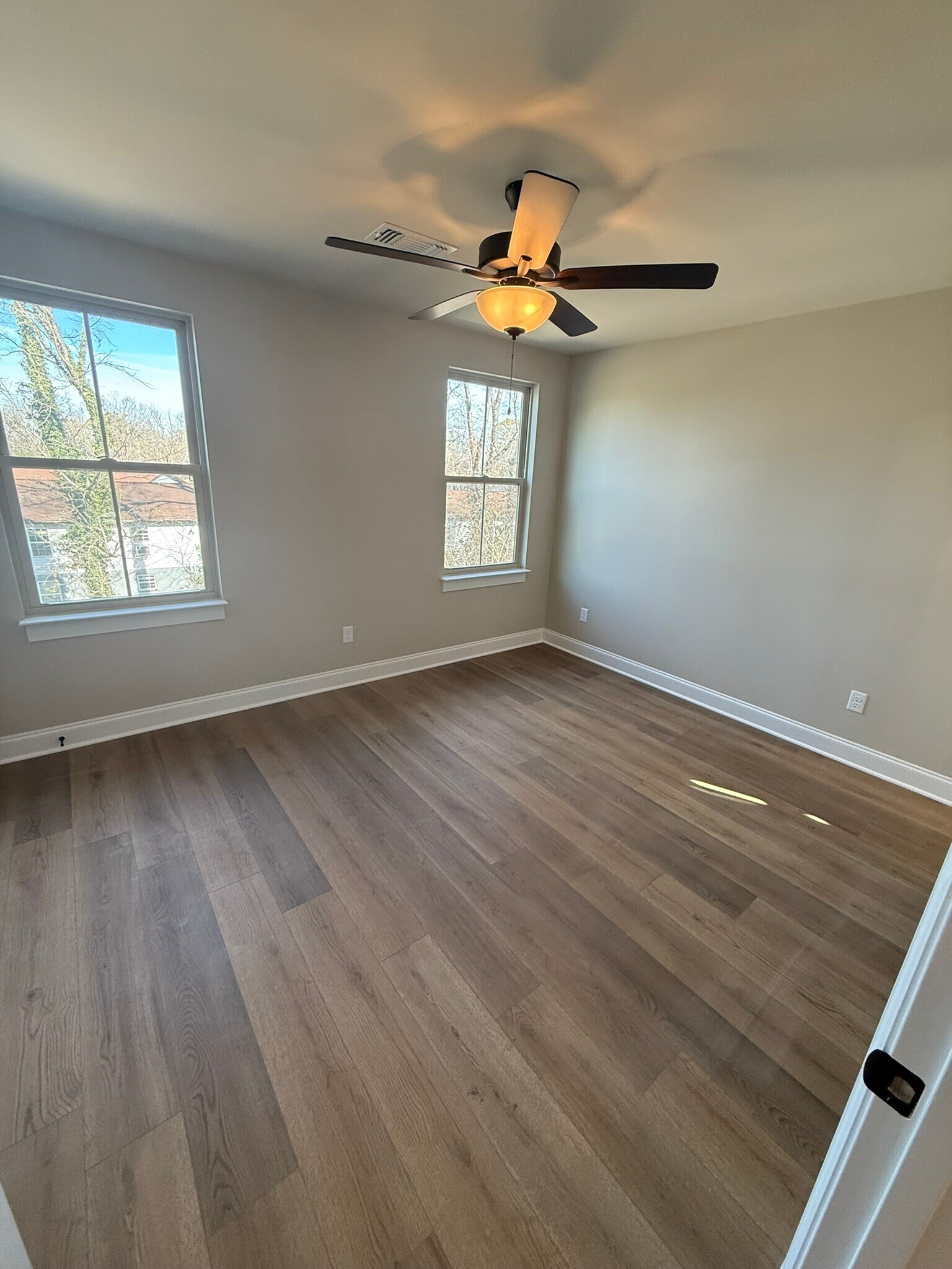 Building Photo - 713 Ewing Blvd