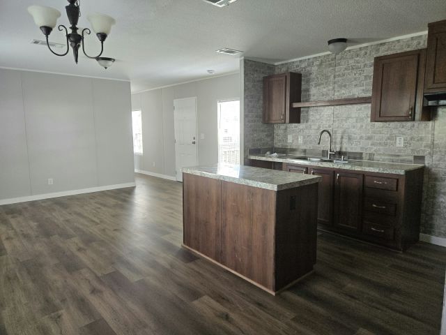 Building Photo - 6606 Stardust Ln