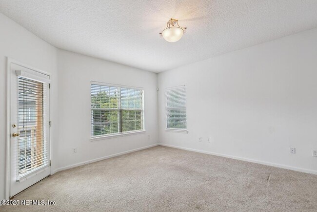 Building Photo - 7202 Deerfoot Cir
