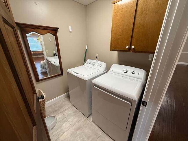 Building Photo - HOME FOR RENT IN ARAB, ALABAMA!