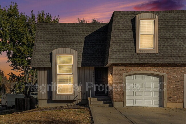 Primary Photo - 3500 NE 72nd Terrace