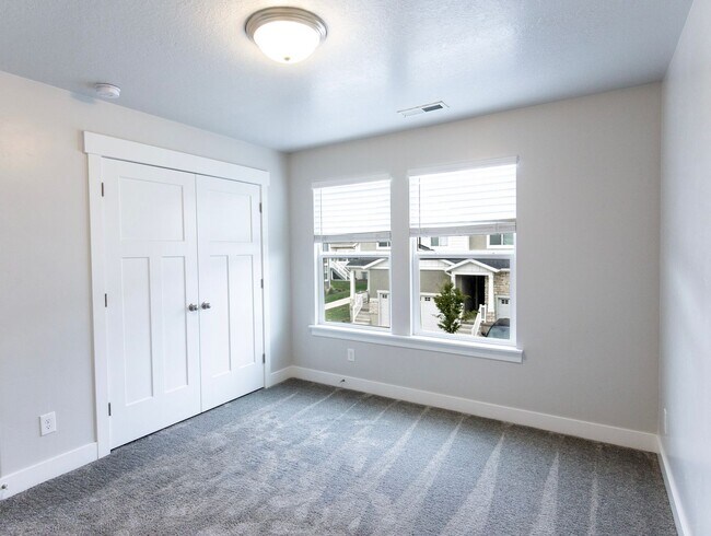 Building Photo - 3856 W 1650 N