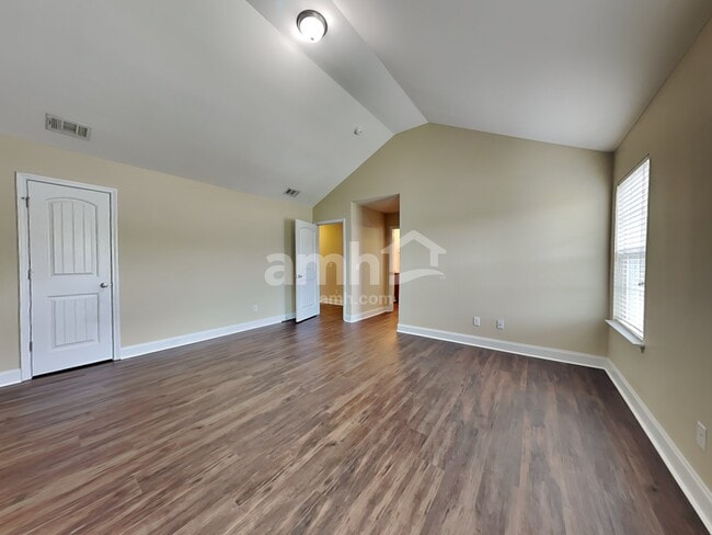 Building Photo - 3 Fiore Dr