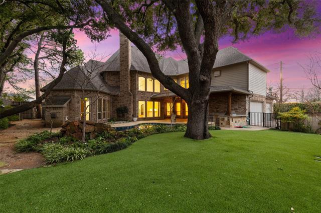 Building Photo - 6405 Royal Ln