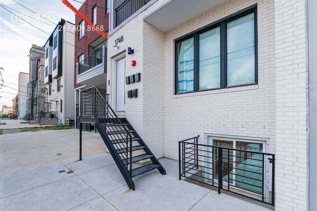 Building Photo - Three Bed Brewerytown  Apartment