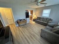 Building Photo - 1736 W Grand Ave