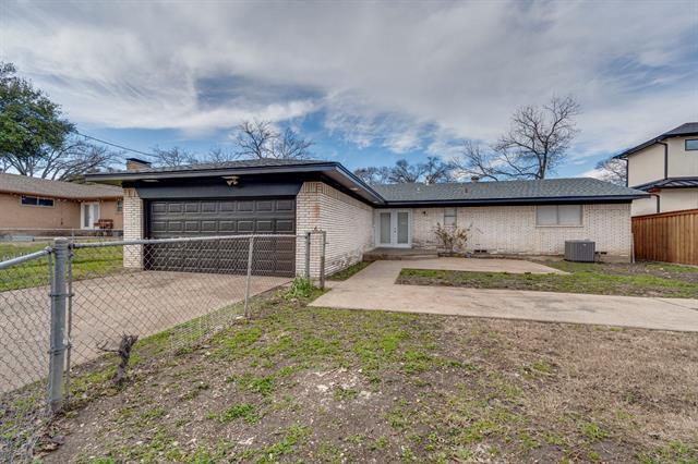 Building Photo - 1614 Matagorda Dr