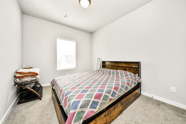 Building Photo - 14810 Slow River Ave