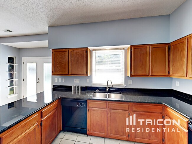 Building Photo - 2906 Laurel Wood Dr