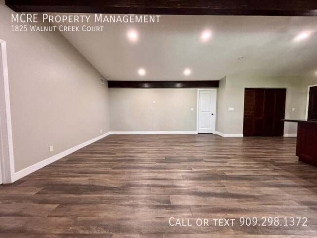 Building Photo - 1825 Walnut Creek Ct