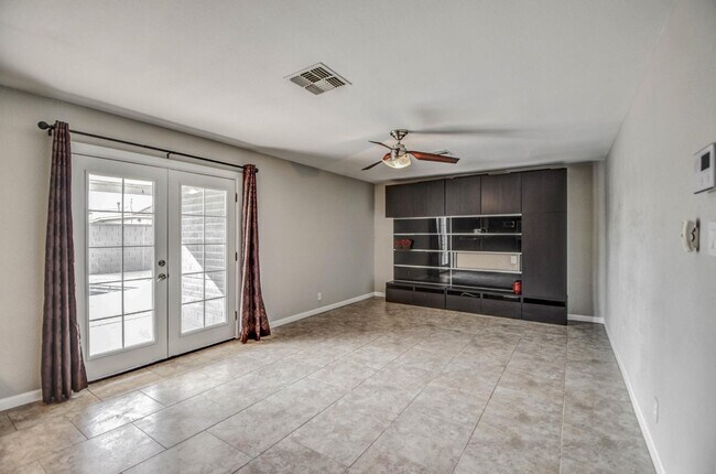 Building Photo - 21 E McKinley St