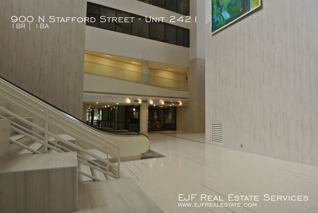 Building Photo - 900 N Stafford St