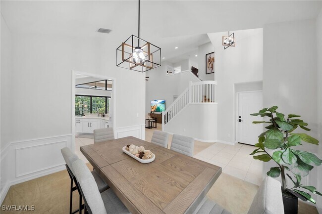 Building Photo - 8864 Ventura Way