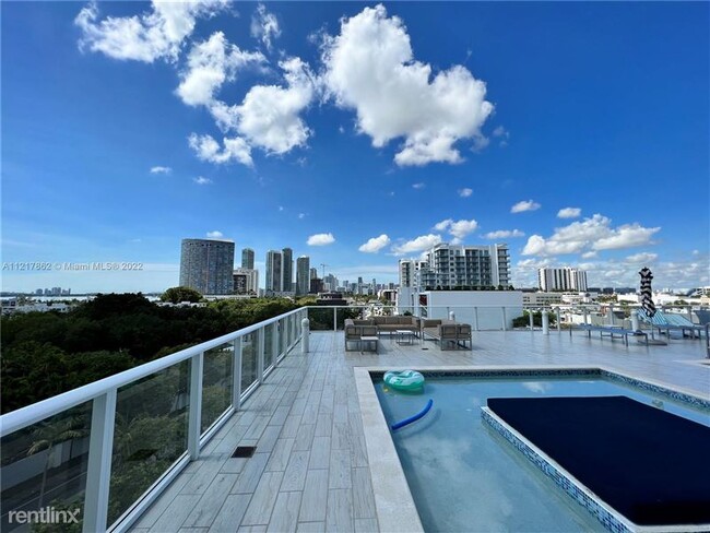 Building Photo - 4250 Biscayne Blvd