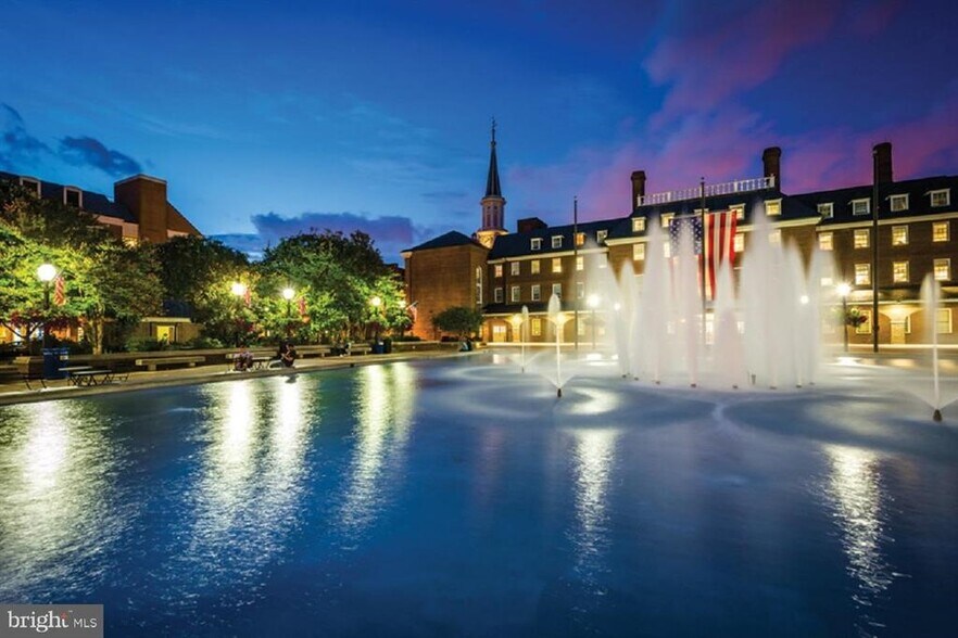 Building Photo - 2451 Midtown Ave