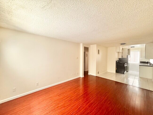 Primary Photo - 3637 Keystone Av