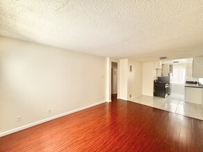 Building Photo - 3637 Keystone Av