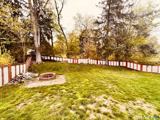 Building Photo - 33 Jepson Ln