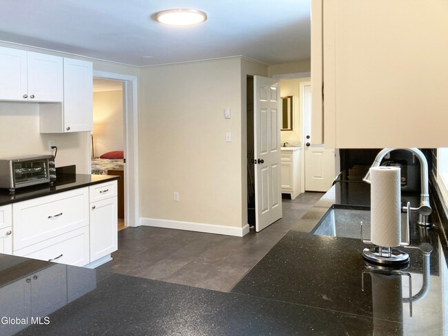 Building Photo - 157 Louden Rd