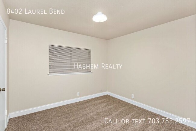 Building Photo - 8402 Laurel Bend