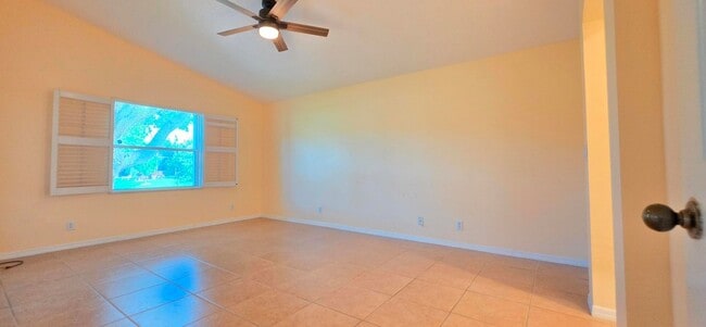 Building Photo - 7299 Lugano Dr
