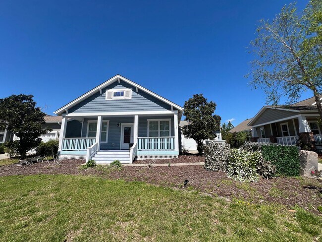 Building Photo - Absolutely Adorable!