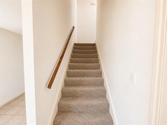 Building Photo - 907 Parkplace Ridge