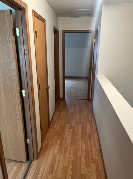 Building Photo - 626 Palisades Dr