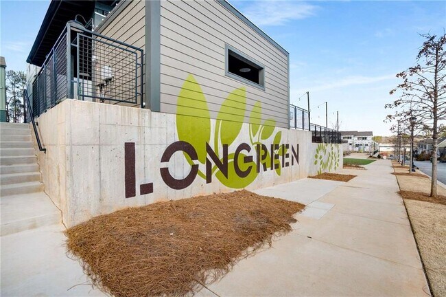 Building Photo - 1293 Longreen Ter NW